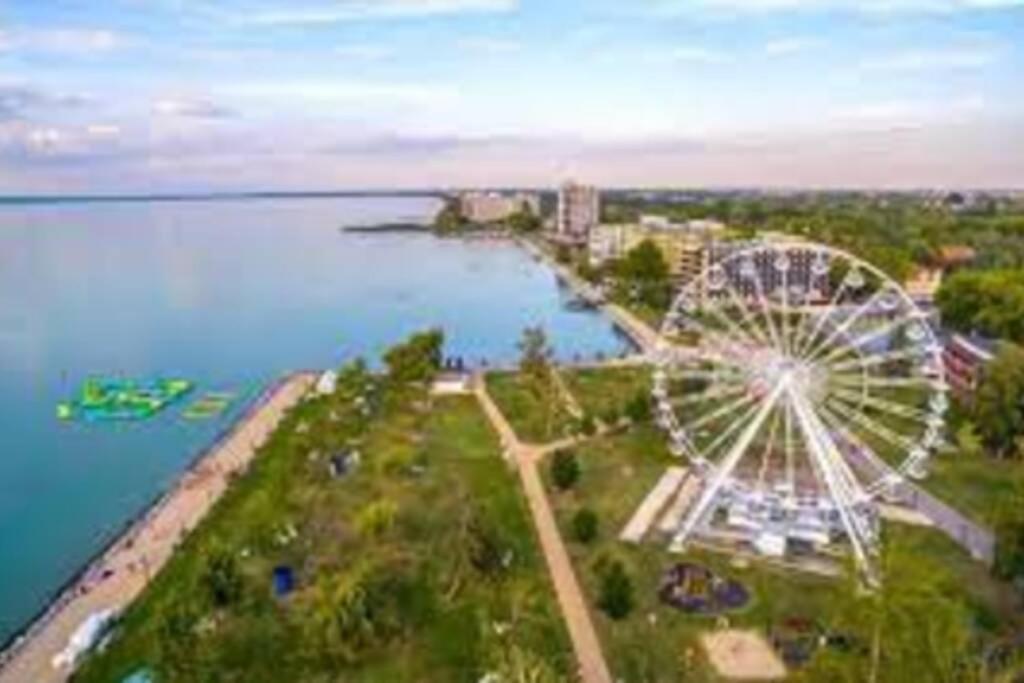 Apartamento Lido di SIÓFOK - ARANYPART - MINDEN 1 PERCRE! Exterior foto